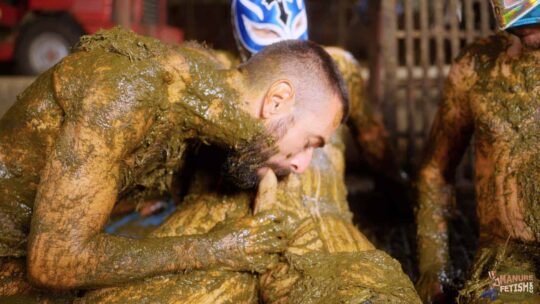 Manure Sports Men's Wrestling - Image 7